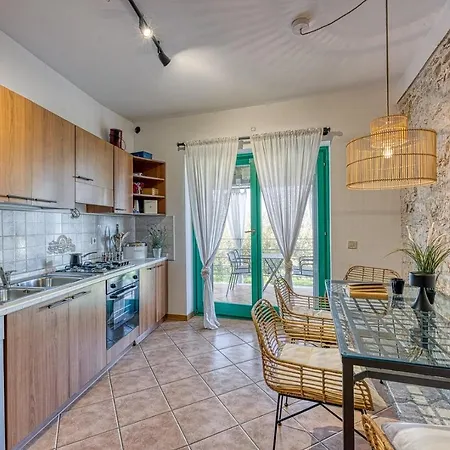 Casa Helena With Whirlpool Ferienhaus Nova Vas (Porec)