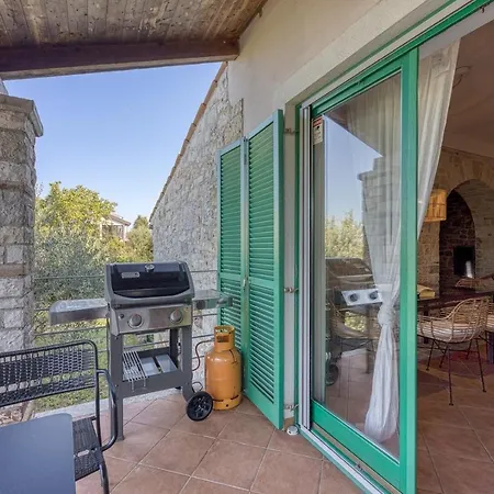 Ferienhaus Casa Helena With Whirlpool Nova Vas (Porec)